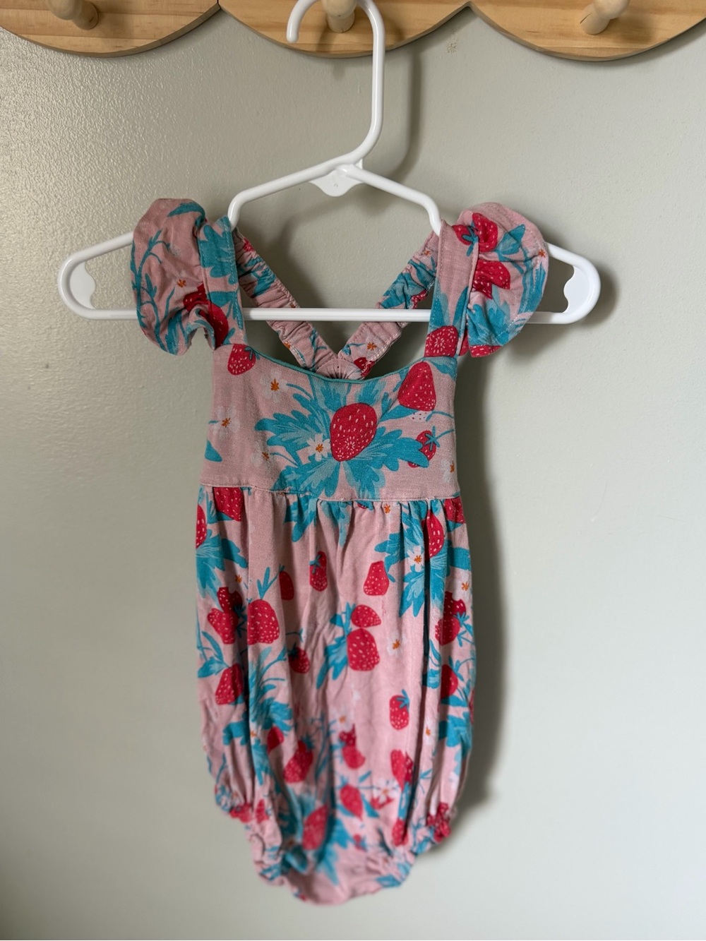 Posh Peanut Strawberry Pink Bamboo Jersey Ruffle Romper 18-24M Short Sleeve